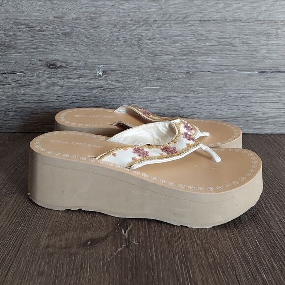 Lower East Side Vintage 90s Tan Floral Beaded Platform Sandal 7.5 - Picture 1 of 10
